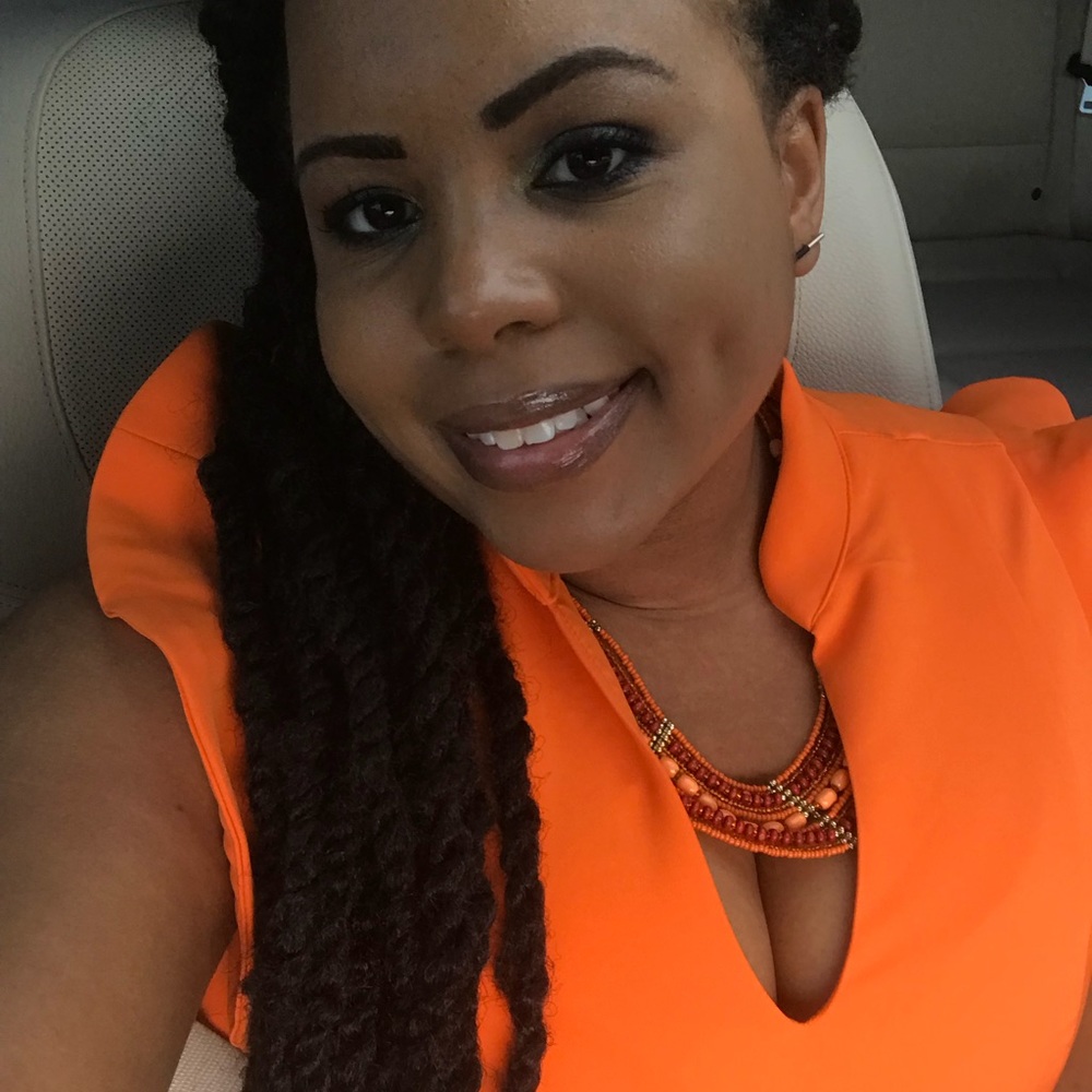 Meet your Posher, Renee
